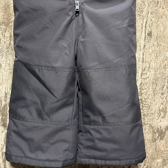 Oshkosh toddler 2 piece snowsuit gray 24M - Picture 11 of 12